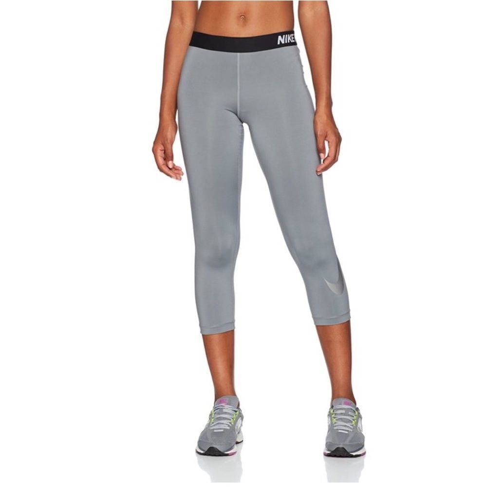 Nike Pro Women's Grey Capri Compression Dri‑fit Leggings Large Swoosh Small